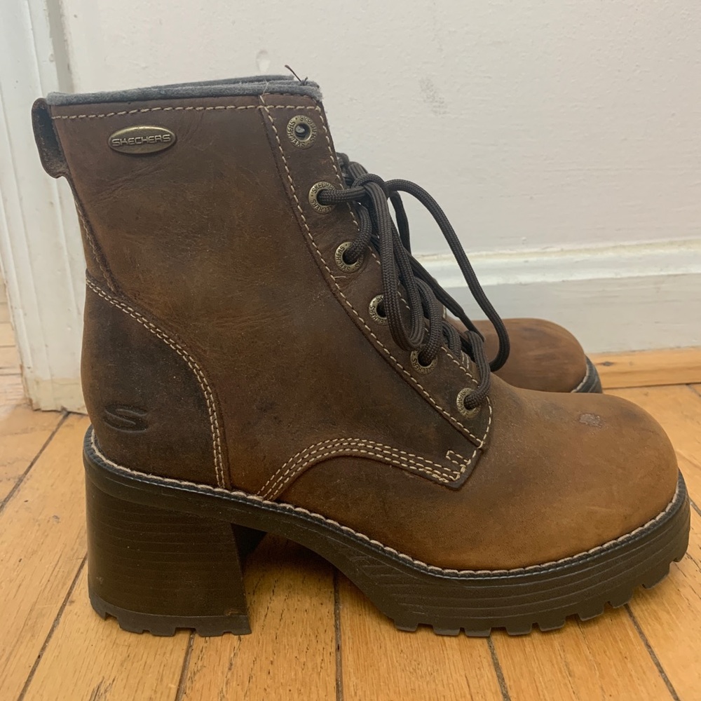 SKECHERS brown leather vintage heeled combat boots